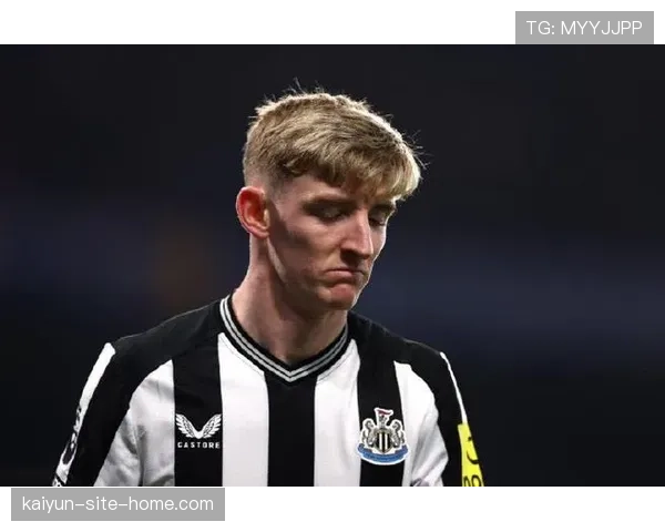 纽卡斯尔五人伤停，戈登髋关节问题影响边路突破